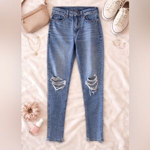 American Eagle Outfitters Women's Skinny Jeans - Light Blue Distressed